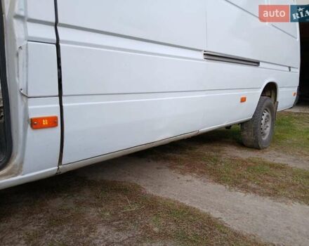 Белый Мерседес Sprinter, объемом двигателя 2.2 л и пробегом 308 тыс. км за 8300 $, фото 14 на Automoto.ua