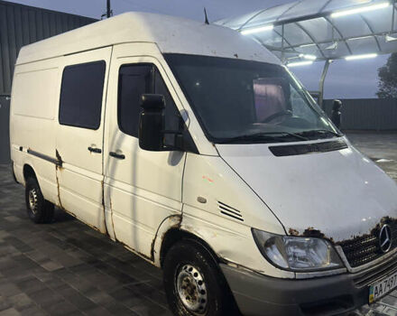 Белый Мерседес Sprinter, объемом двигателя 2 л и пробегом 510 тыс. км за 4100 $, фото 1 на Automoto.ua