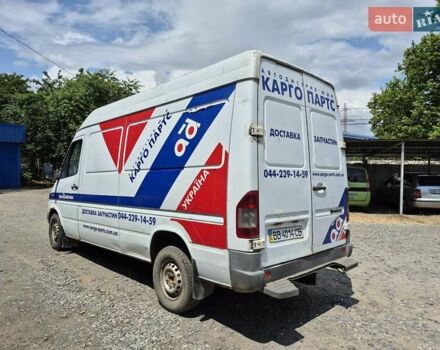 Белый Мерседес Sprinter, объемом двигателя 2.7 л и пробегом 435 тыс. км за 7100 $, фото 6 на Automoto.ua