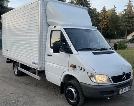 Белый Мерседес Sprinter, объемом двигателя 2.7 л и пробегом 590 тыс. км за 16900 $, фото 4 на Automoto.ua