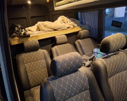 Белый Мерседес Sprinter, объемом двигателя 2.1 л и пробегом 400 тыс. км за 8100 $, фото 1 на Automoto.ua