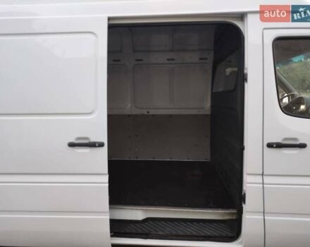 Белый Мерседес Sprinter, объемом двигателя 0 л и пробегом 257 тыс. км за 14900 $, фото 14 на Automoto.ua