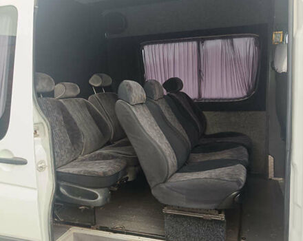 Белый Мерседес Sprinter, объемом двигателя 2.15 л и пробегом 320 тыс. км за 11200 $, фото 7 на Automoto.ua