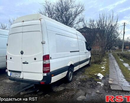 Білий Мерседес Sprinter, об'ємом двигуна 2.1 л та пробігом 700 тис. км за 9000 $, фото 6 на Automoto.ua