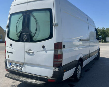 Белый Мерседес Sprinter, объемом двигателя 2.2 л и пробегом 495 тыс. км за 9999 $, фото 3 на Automoto.ua