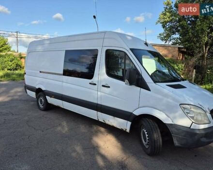 Белый Мерседес Sprinter, объемом двигателя 2.1 л и пробегом 580 тыс. км за 10500 $, фото 4 на Automoto.ua