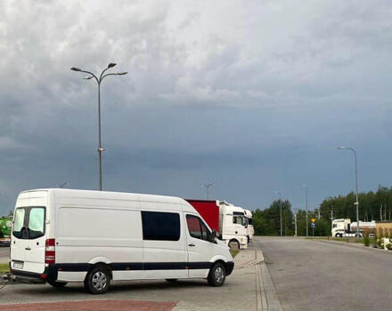 Белый Мерседес Sprinter, объемом двигателя 2.2 л и пробегом 357 тыс. км за 10999 $, фото 4 на Automoto.ua