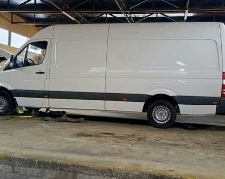 Белый Мерседес Sprinter, объемом двигателя 2.1 л и пробегом 300 тыс. км за 12700 $, фото 5 на Automoto.ua
