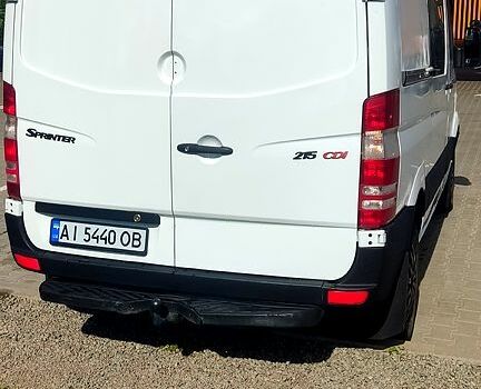 Белый Мерседес Sprinter, объемом двигателя 2.1 л и пробегом 397 тыс. км за 11700 $, фото 6 на Automoto.ua