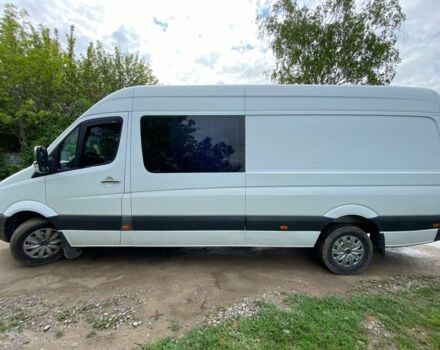 Белый Мерседес Sprinter, объемом двигателя 2.1 л и пробегом 500 тыс. км за 11000 $, фото 3 на Automoto.ua