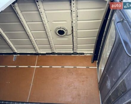Белый Мерседес Sprinter, объемом двигателя 2.15 л и пробегом 300 тыс. км за 3999 $, фото 10 на Automoto.ua