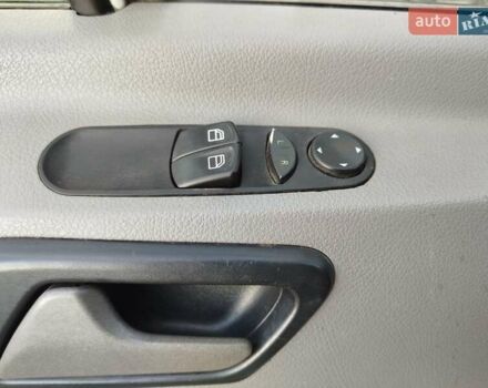 Білий Мерседес Sprinter, об'ємом двигуна 2.15 л та пробігом 627 тис. км за 11500 $, фото 7 на Automoto.ua