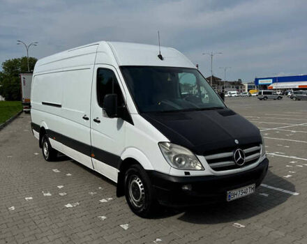 Белый Мерседес Sprinter, объемом двигателя 2.99 л и пробегом 530 тыс. км за 10500 $, фото 2 на Automoto.ua