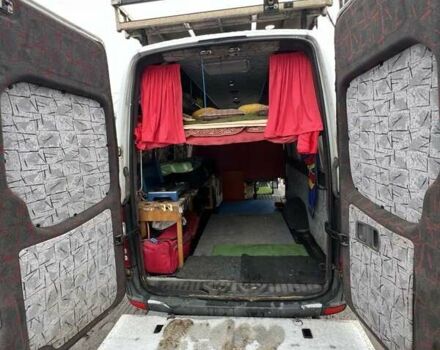 Белый Мерседес Sprinter, объемом двигателя 2.2 л и пробегом 480 тыс. км за 18000 $, фото 4 на Automoto.ua