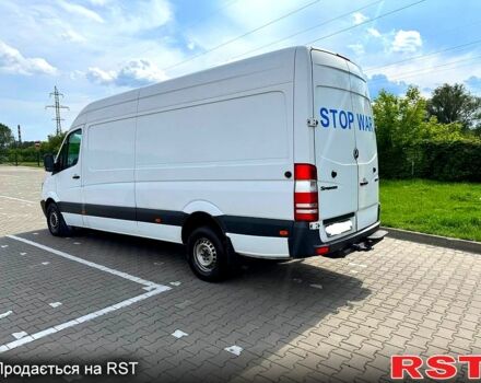 Белый Мерседес Sprinter, объемом двигателя 3 л и пробегом 530 тыс. км за 11500 $, фото 3 на Automoto.ua