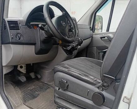Белый Мерседес Sprinter, объемом двигателя 2.15 л и пробегом 518 тыс. км за 9400 $, фото 7 на Automoto.ua