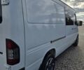 Белый Мерседес Sprinter, объемом двигателя 2.2 л и пробегом 350 тыс. км за 9000 $, фото 2 на Automoto.ua
