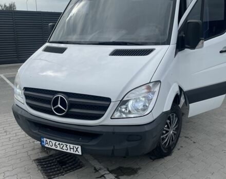 Белый Мерседес Sprinter, объемом двигателя 3 л и пробегом 400 тыс. км за 13300 $, фото 2 на Automoto.ua