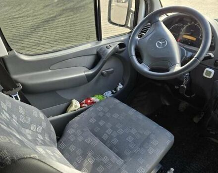 Белый Мерседес Sprinter, объемом двигателя 2.2 л и пробегом 350 тыс. км за 9000 $, фото 13 на Automoto.ua