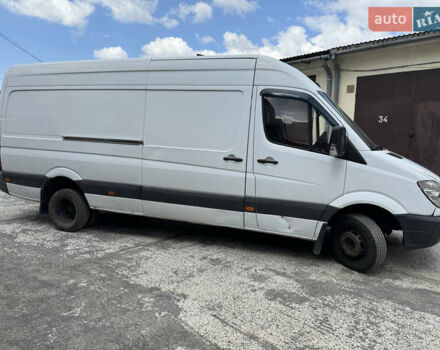 Белый Мерседес Sprinter, объемом двигателя 2.15 л и пробегом 696 тыс. км за 10500 $, фото 1 на Automoto.ua