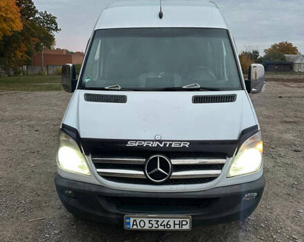 Белый Мерседес Sprinter, объемом двигателя 2.2 л и пробегом 370 тыс. км за 8699 $, фото 1 на Automoto.ua