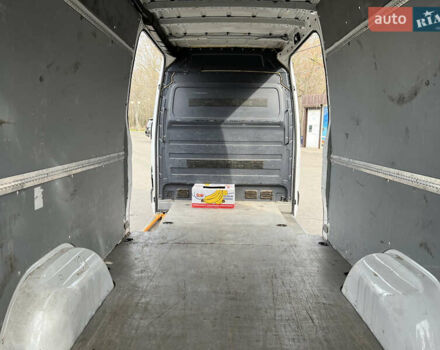 Білий Мерседес Sprinter, об'ємом двигуна 2.2 л та пробігом 378 тис. км за 11800 $, фото 17 на Automoto.ua