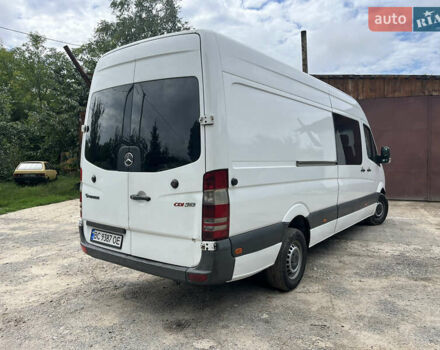Белый Мерседес Sprinter, объемом двигателя 2.15 л и пробегом 730 тыс. км за 13100 $, фото 5 на Automoto.ua