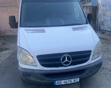 Белый Мерседес Sprinter, объемом двигателя 2.1 л и пробегом 584 тыс. км за 10000 $, фото 1 на Automoto.ua