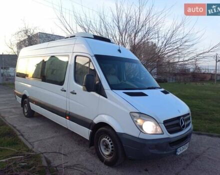 Белый Мерседес Sprinter, объемом двигателя 2.9 л и пробегом 350 тыс. км за 15200 $, фото 2 на Automoto.ua
