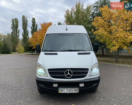 Белый Мерседес Sprinter, объемом двигателя 2.2 л и пробегом 350 тыс. км за 10999 $, фото 37 на Automoto.ua