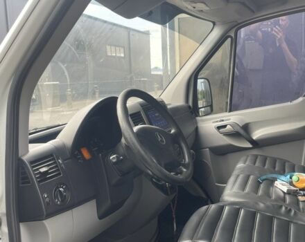 Белый Мерседес Sprinter, объемом двигателя 3 л и пробегом 400 тыс. км за 13300 $, фото 7 на Automoto.ua