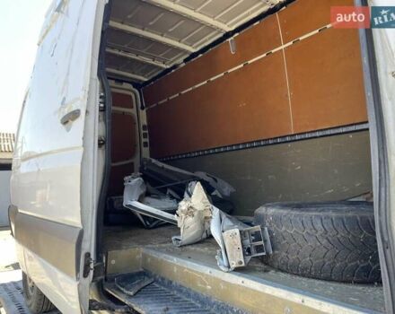 Белый Мерседес Sprinter, объемом двигателя 2.15 л и пробегом 300 тыс. км за 3999 $, фото 8 на Automoto.ua