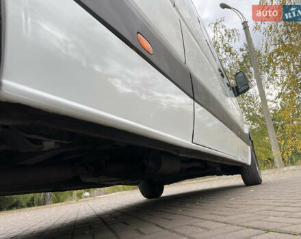 Белый Мерседес Sprinter, объемом двигателя 2.2 л и пробегом 350 тыс. км за 10999 $, фото 21 на Automoto.ua