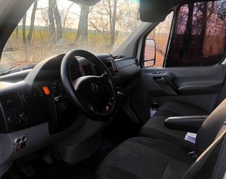 Белый Мерседес Sprinter, объемом двигателя 3 л и пробегом 425 тыс. км за 9200 $, фото 6 на Automoto.ua