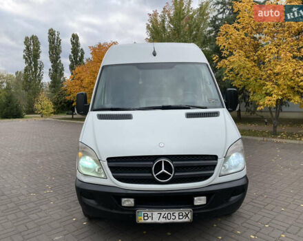 Белый Мерседес Sprinter, объемом двигателя 2.2 л и пробегом 350 тыс. км за 10999 $, фото 36 на Automoto.ua