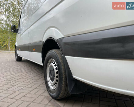 Белый Мерседес Sprinter, объемом двигателя 2.2 л и пробегом 350 тыс. км за 10999 $, фото 19 на Automoto.ua