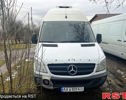 Білий Мерседес Sprinter, об'ємом двигуна 2.1 л та пробігом 700 тис. км за 9000 $, фото 5 на Automoto.ua