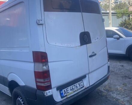 Белый Мерседес Sprinter, объемом двигателя 2.1 л и пробегом 584 тыс. км за 10000 $, фото 3 на Automoto.ua
