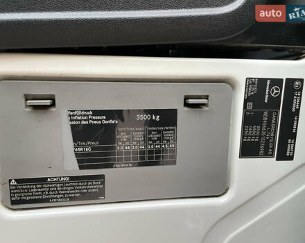 Белый Мерседес Sprinter, объемом двигателя 2.2 л и пробегом 350 тыс. км за 10999 $, фото 30 на Automoto.ua