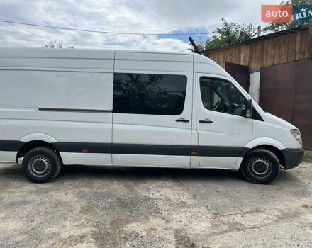 Белый Мерседес Sprinter, объемом двигателя 2.15 л и пробегом 730 тыс. км за 13100 $, фото 4 на Automoto.ua