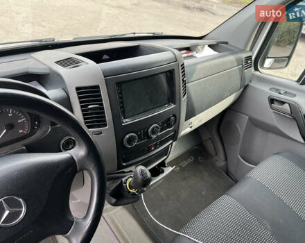 Білий Мерседес Sprinter, об'ємом двигуна 2.2 л та пробігом 378 тис. км за 11800 $, фото 10 на Automoto.ua