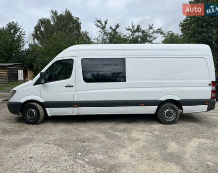 Белый Мерседес Sprinter, объемом двигателя 2.15 л и пробегом 730 тыс. км за 13100 $, фото 3 на Automoto.ua