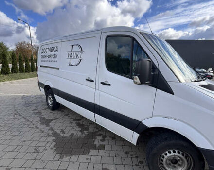 Белый Мерседес Sprinter, объемом двигателя 2.1 л и пробегом 317 тыс. км за 12000 $, фото 3 на Automoto.ua