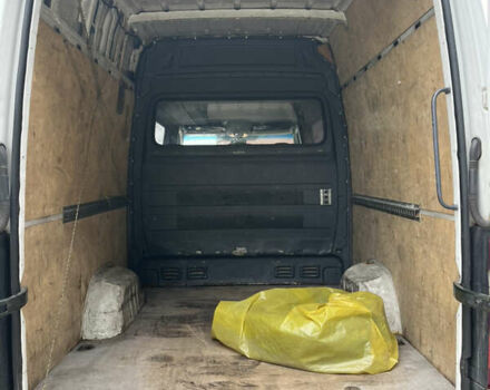 Белый Мерседес Sprinter, объемом двигателя 2.15 л и пробегом 730 тыс. км за 13100 $, фото 14 на Automoto.ua