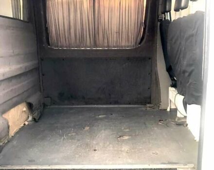 Белый Мерседес Sprinter, объемом двигателя 2.99 л и пробегом 557 тыс. км за 10000 $, фото 3 на Automoto.ua