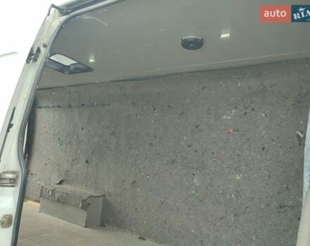 Білий Мерседес Sprinter, об'ємом двигуна 3 л та пробігом 560 тис. км за 14300 $, фото 14 на Automoto.ua