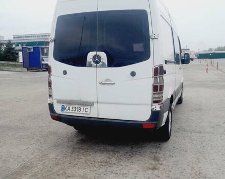 Белый Мерседес Sprinter, объемом двигателя 2.1 л и пробегом 230 тыс. км за 12000 $, фото 4 на Automoto.ua