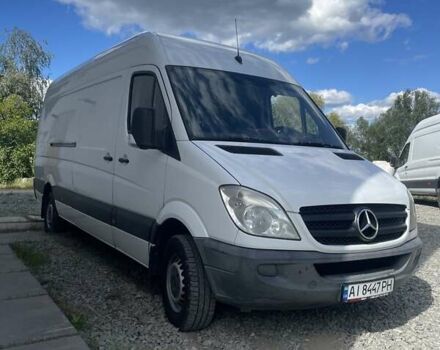 Белый Мерседес Sprinter, объемом двигателя 2.15 л и пробегом 350 тыс. км за 10500 $, фото 1 на Automoto.ua