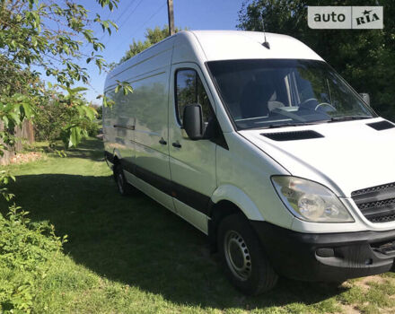 Белый Мерседес Sprinter, объемом двигателя 2.99 л и пробегом 581 тыс. км за 15000 $, фото 2 на Automoto.ua