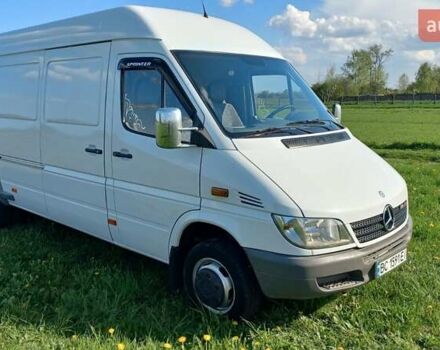 Белый Мерседес Sprinter, объемом двигателя 2.7 л и пробегом 385 тыс. км за 21500 $, фото 7 на Automoto.ua
